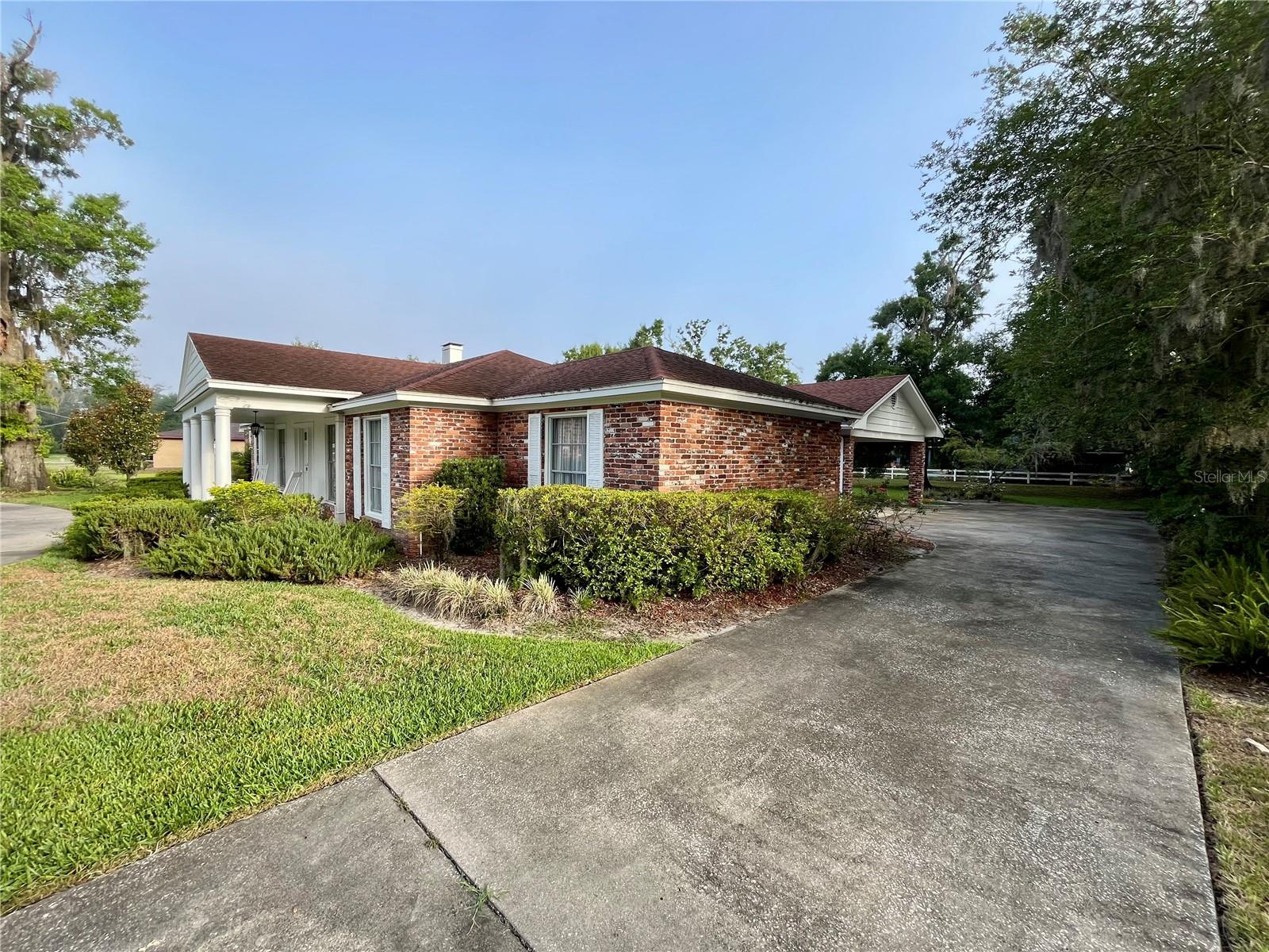 Image 7 of 21 For 1002 Pinedale Drive