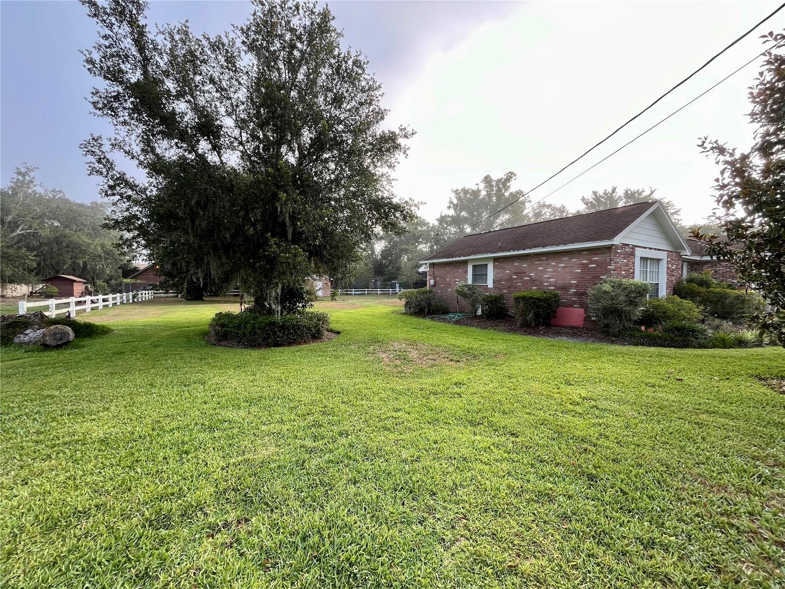 Image 9 of 21 For 1002 Pinedale Drive
