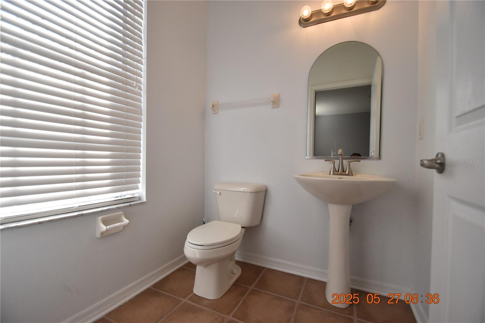 Image 6 of 52 For 11509 Fountainhead Drive 11509