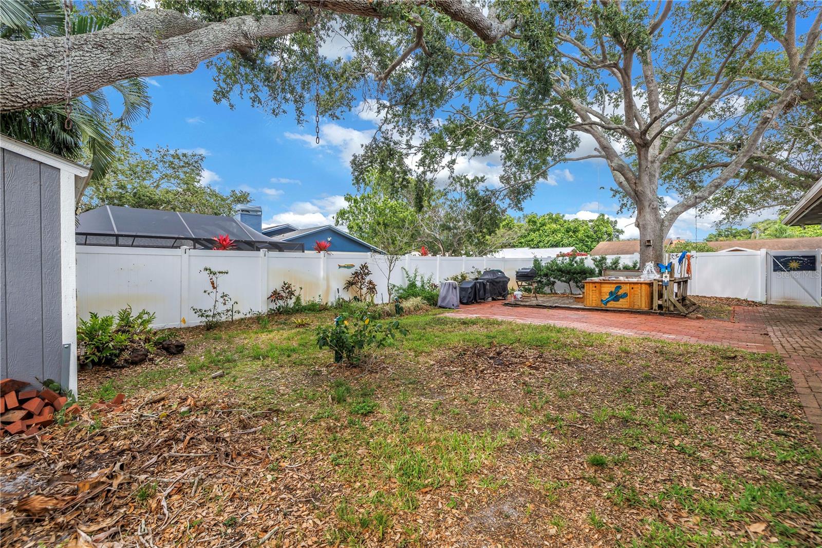 Image 24 of 34 For 9611 107th Avenue N