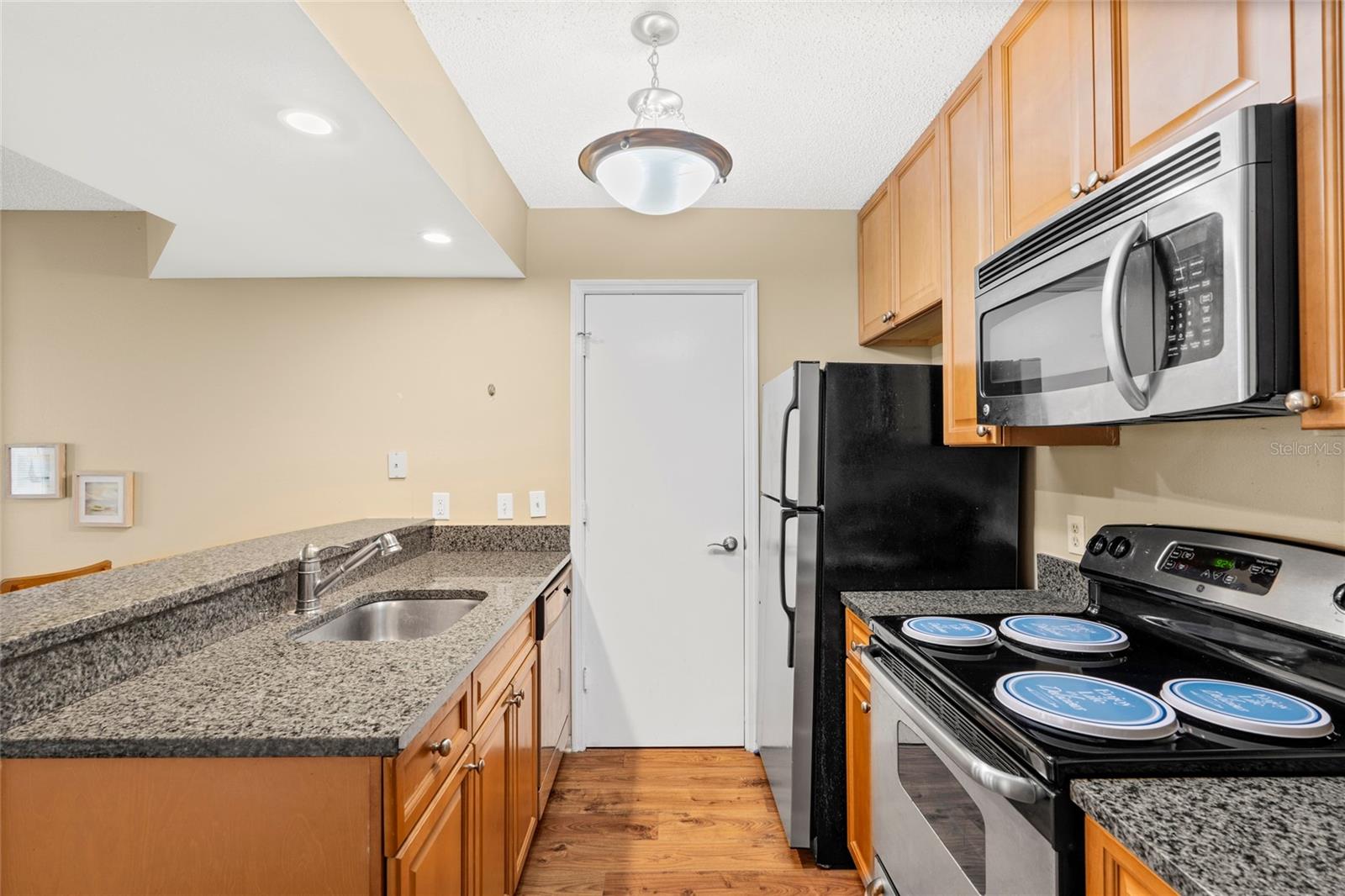 Image 8 of 29 For 11901 4th Street N 5111