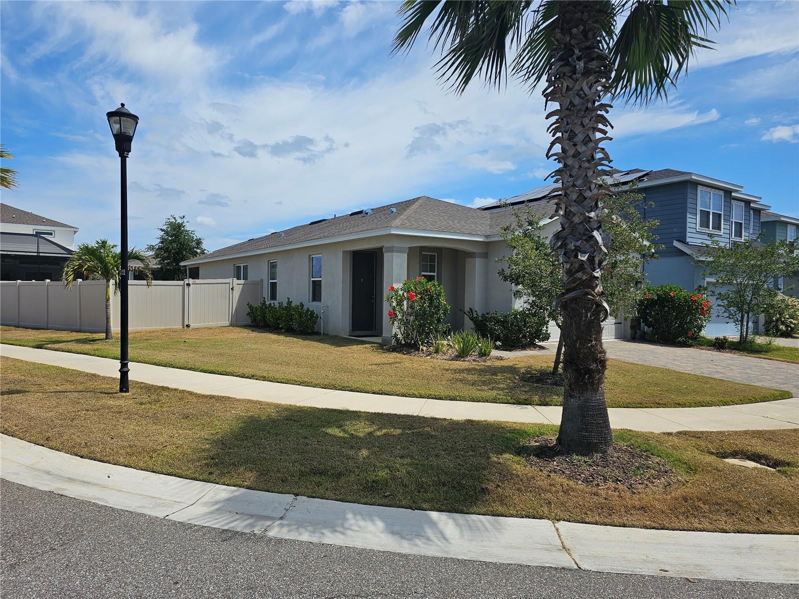 Image 2 of 8 For 12115 Blue Pacific Drive