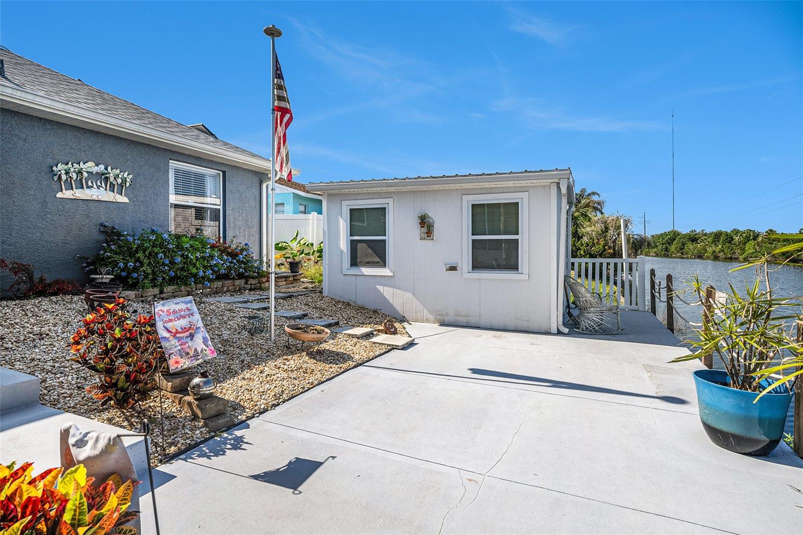 Listing photo id 25 for 2611 San Luis Road