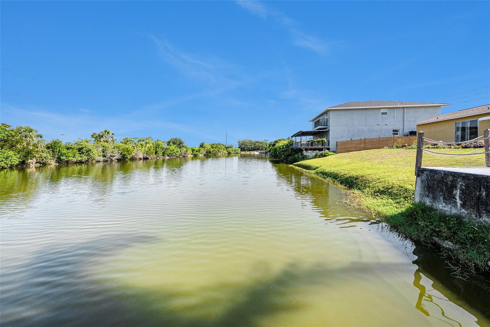 Listing photo id 27 for 2611 San Luis Road