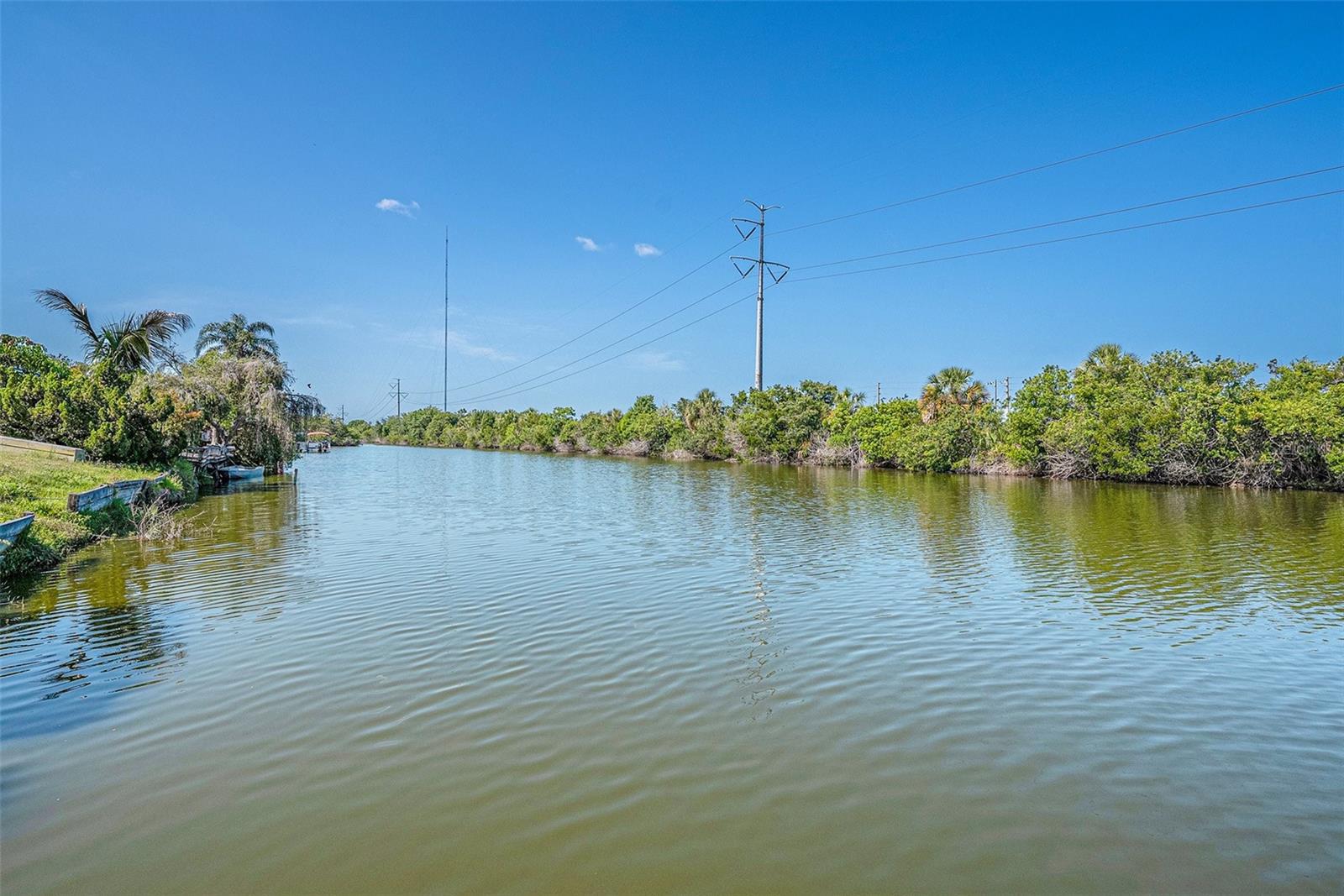 Listing photo id 28 for 2611 San Luis Road
