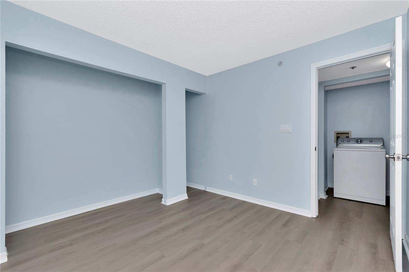 Image 16 of 57 For 6817 Stones Throw Circle N 17203