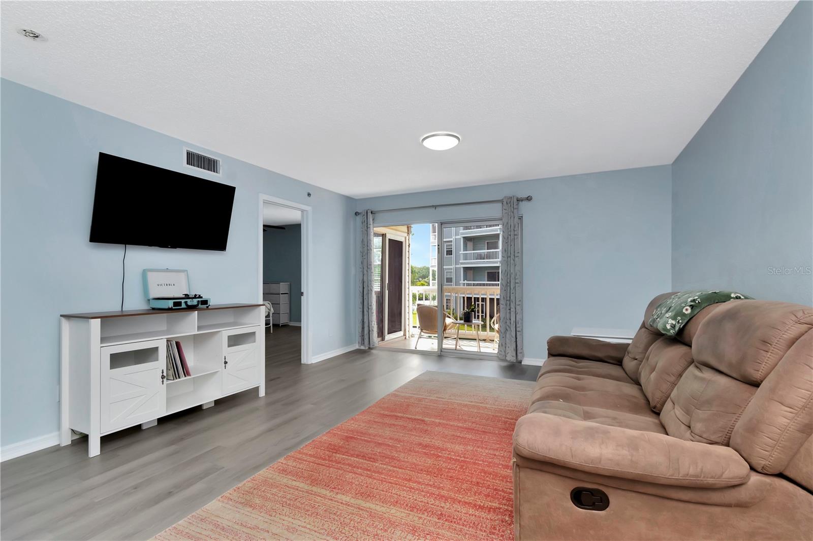 Image 8 of 57 For 6817 Stones Throw Circle N 17203