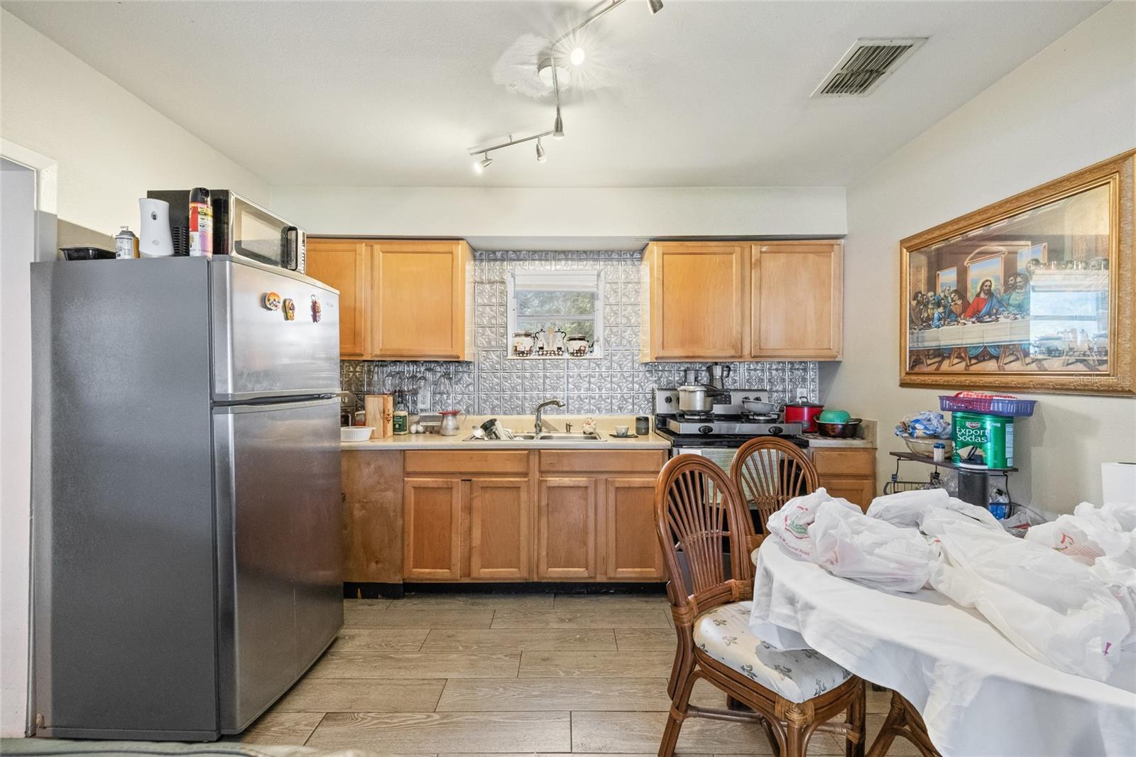 Listing photo id 26 for 1607 Bell Shoals Road