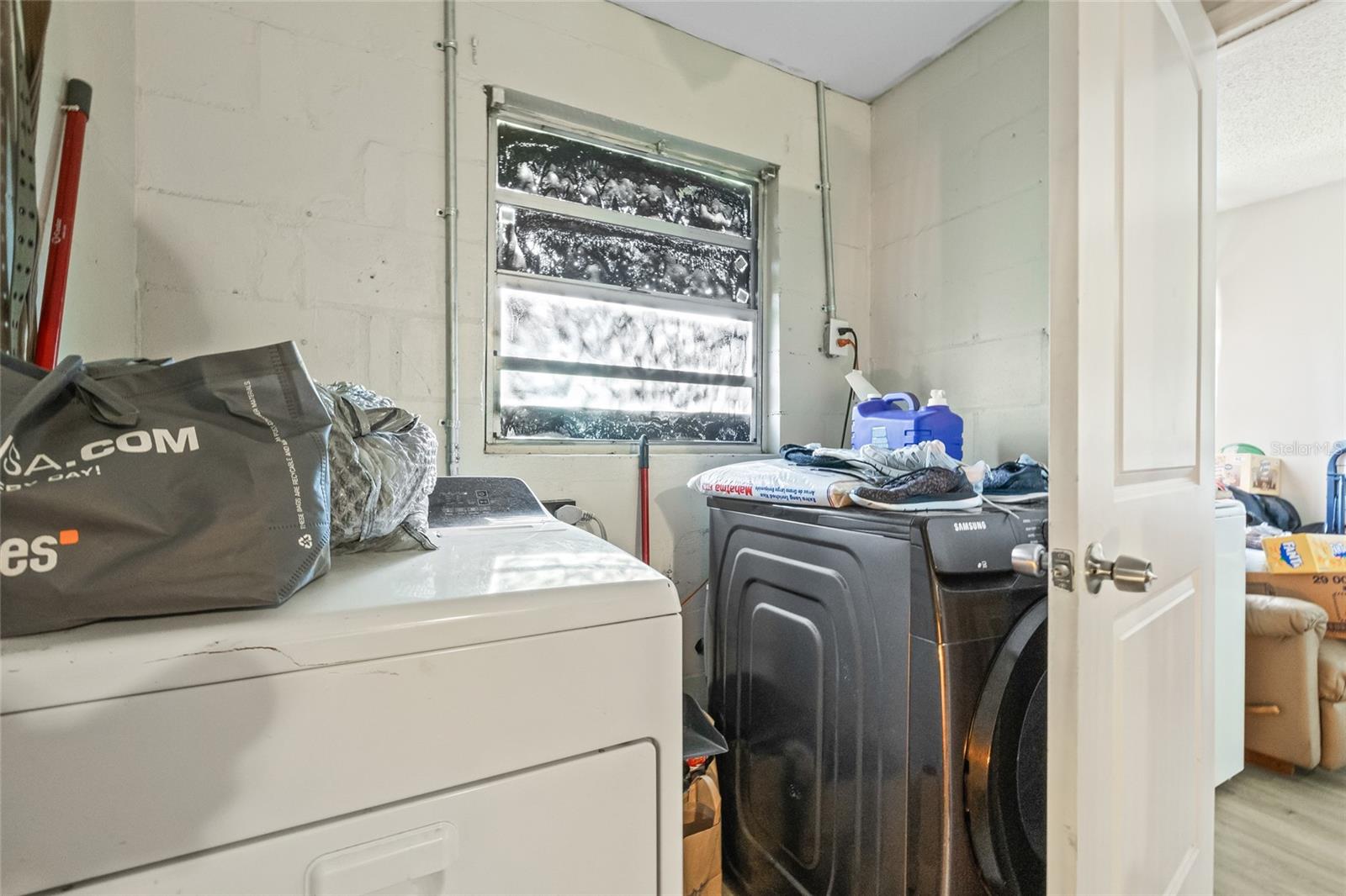 Listing photo id 35 for 1607 Bell Shoals Road