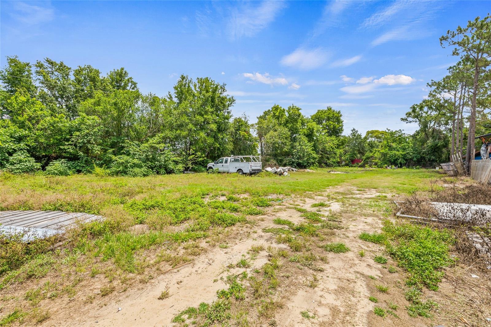 Listing photo id 37 for 1607 Bell Shoals Road