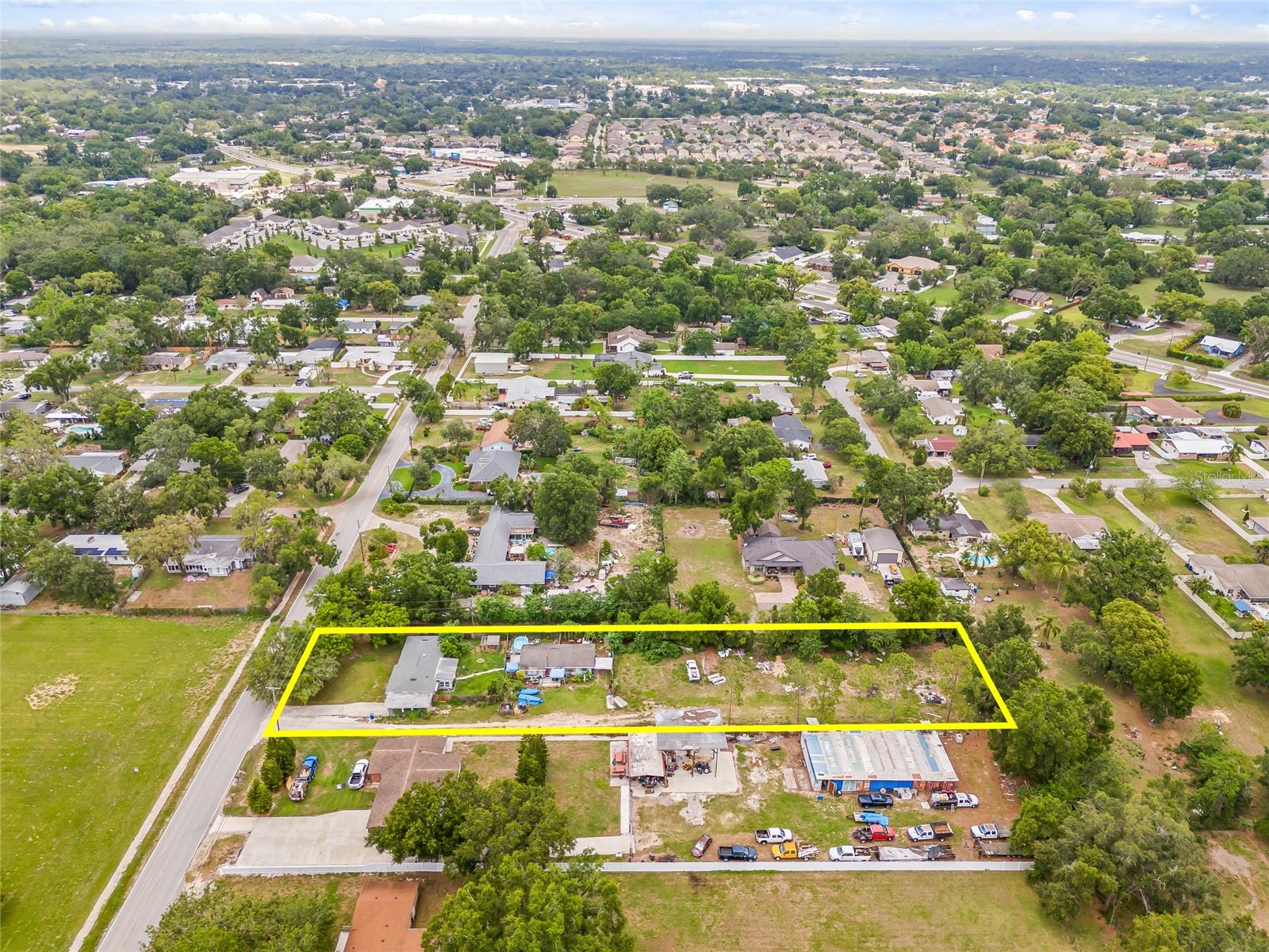 Listing photo id 43 for 1607 Bell Shoals Road