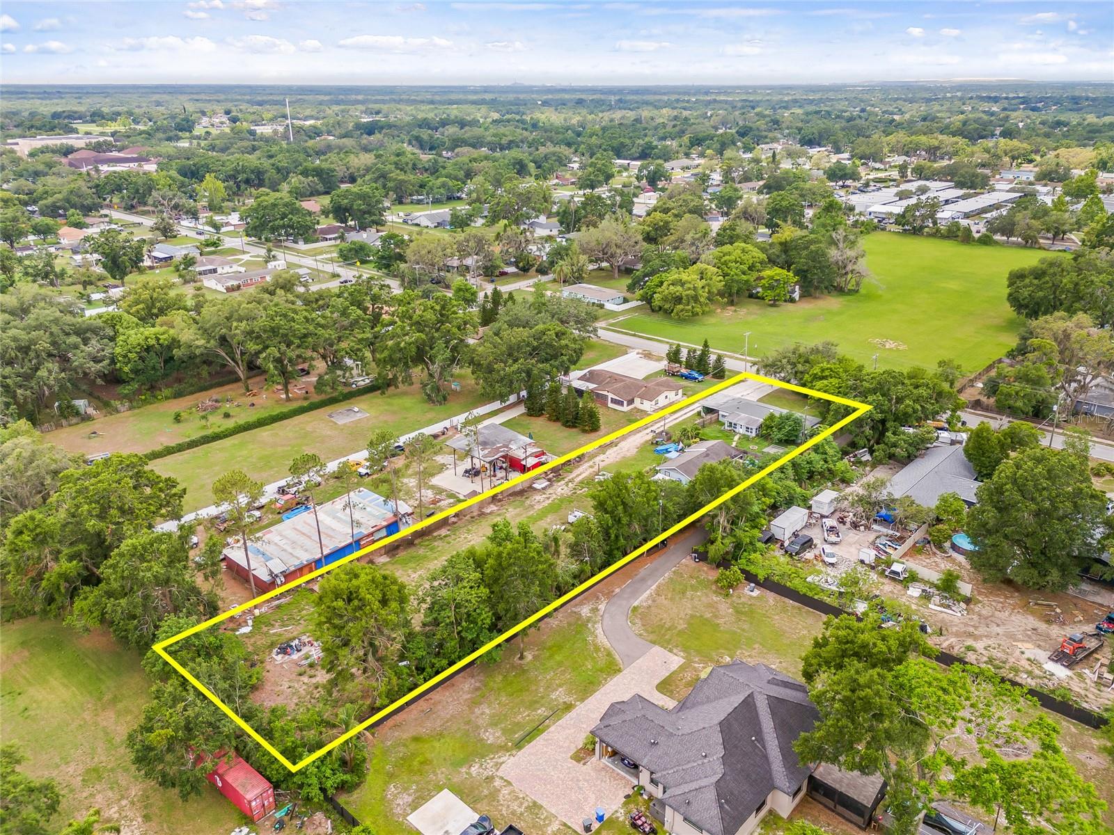 Listing photo id 46 for 1607 Bell Shoals Road