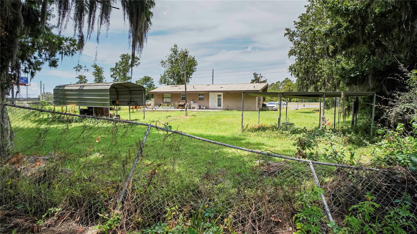 Image 23 of 39 For 10818 Land O Lakes Boulevard