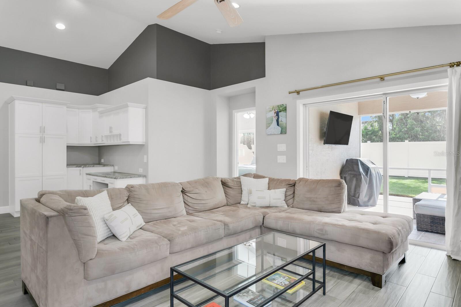 Listing photo id 19 for 11324 Cypress Reserve Drive