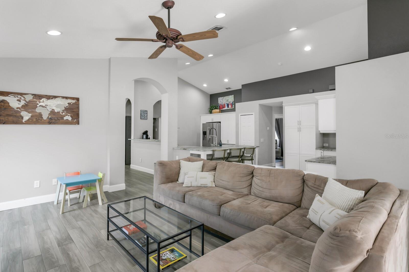 Listing photo id 20 for 11324 Cypress Reserve Drive