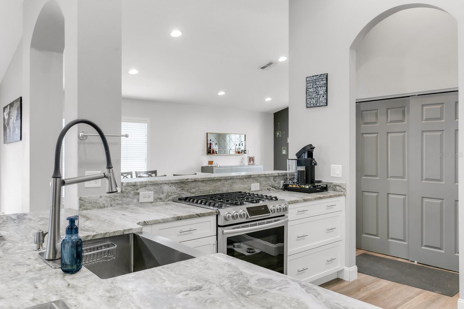 Listing photo id 23 for 11324 Cypress Reserve Drive