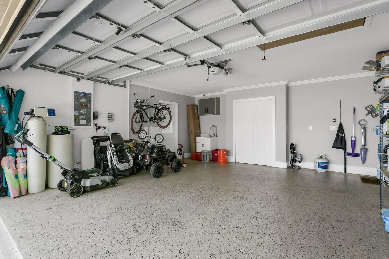 Listing photo id 37 for 11324 Cypress Reserve Drive