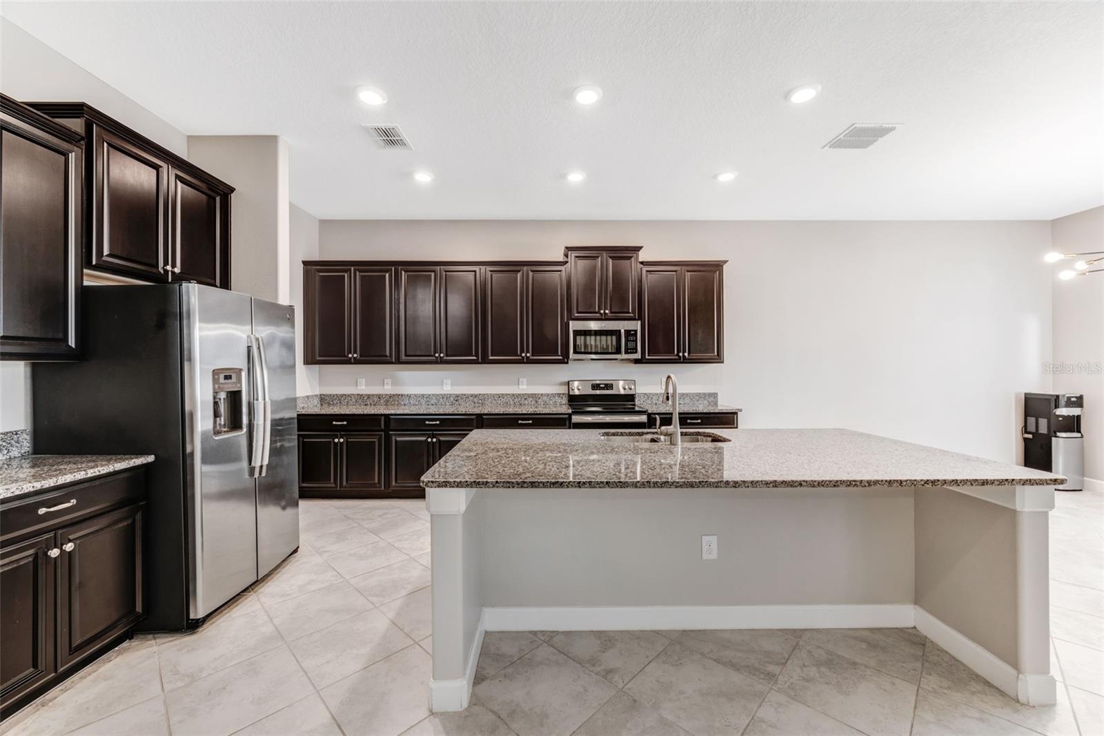 Listing photo id 10 for 11726 Sunburst Marble Road