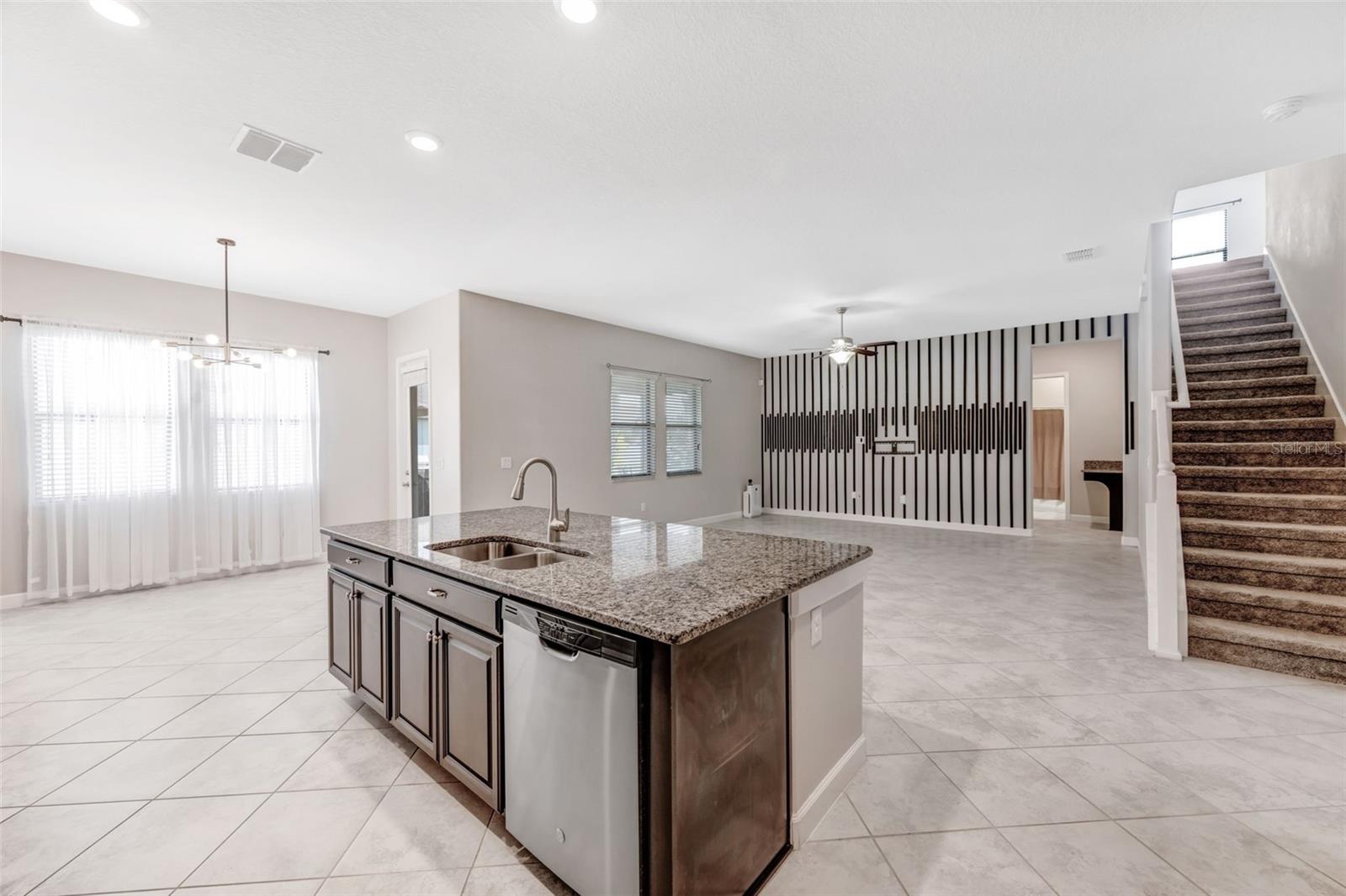 Listing photo id 12 for 11726 Sunburst Marble Road