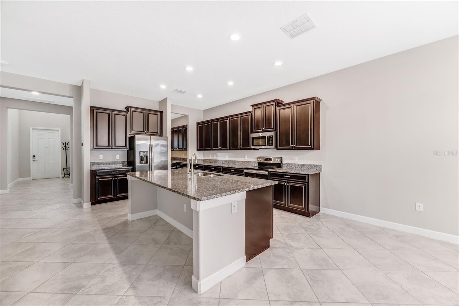 Listing photo id 13 for 11726 Sunburst Marble Road