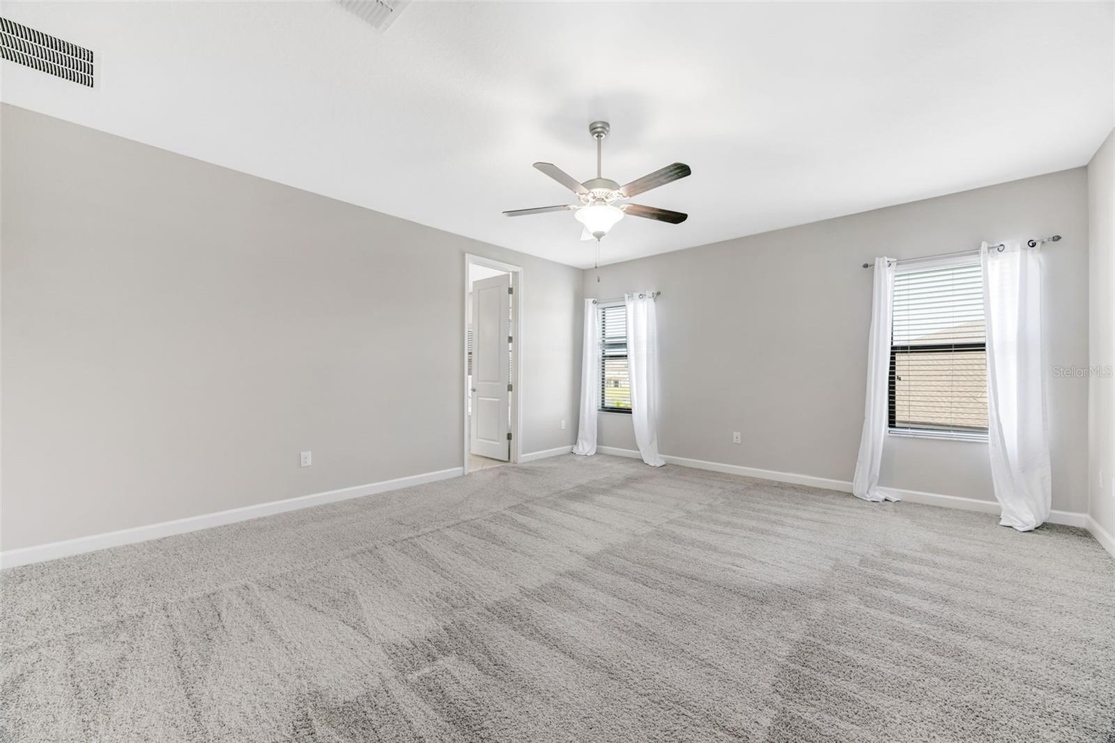 Listing photo id 38 for 11726 Sunburst Marble Road