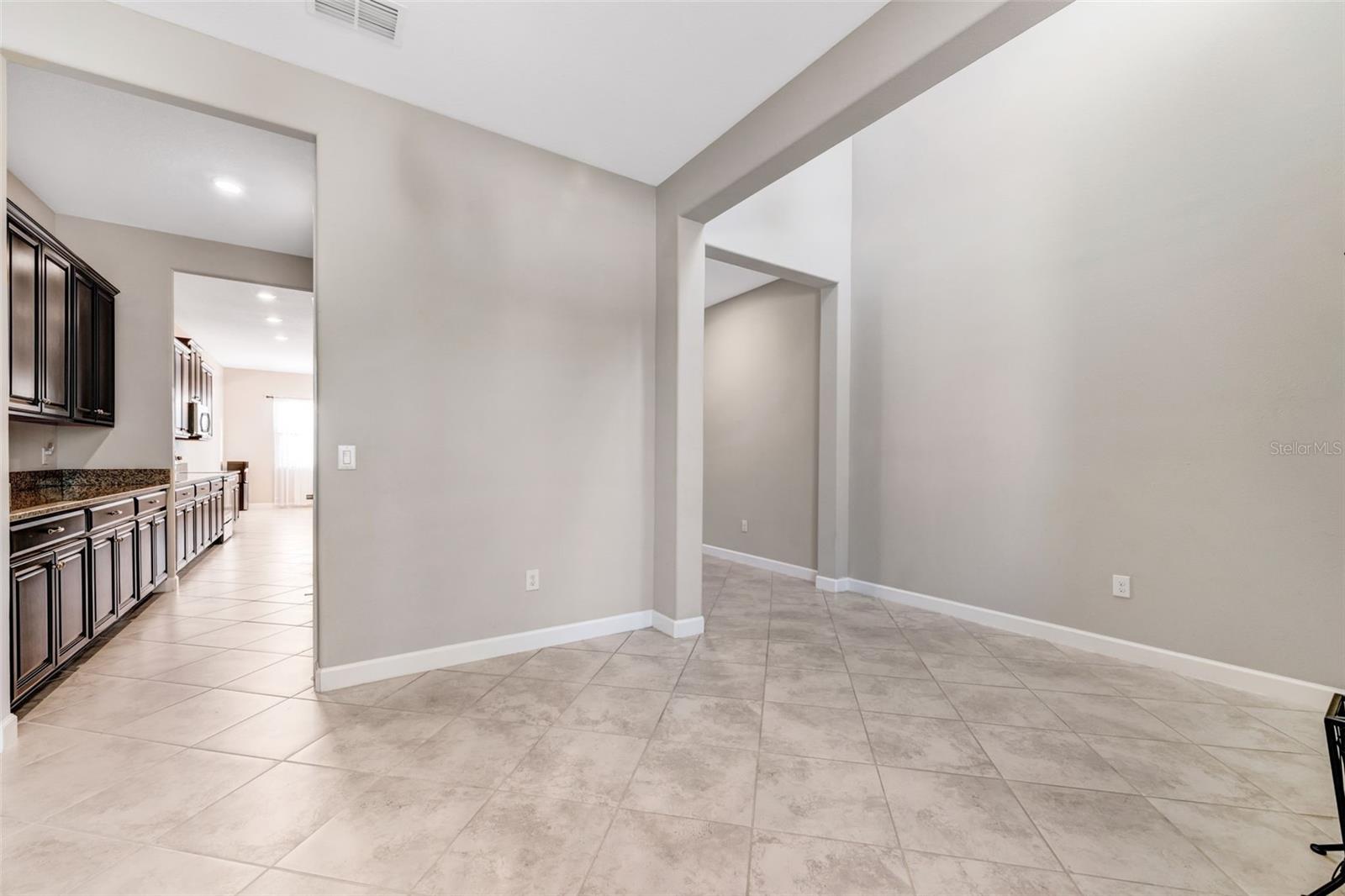 Listing photo id 7 for 11726 Sunburst Marble Road
