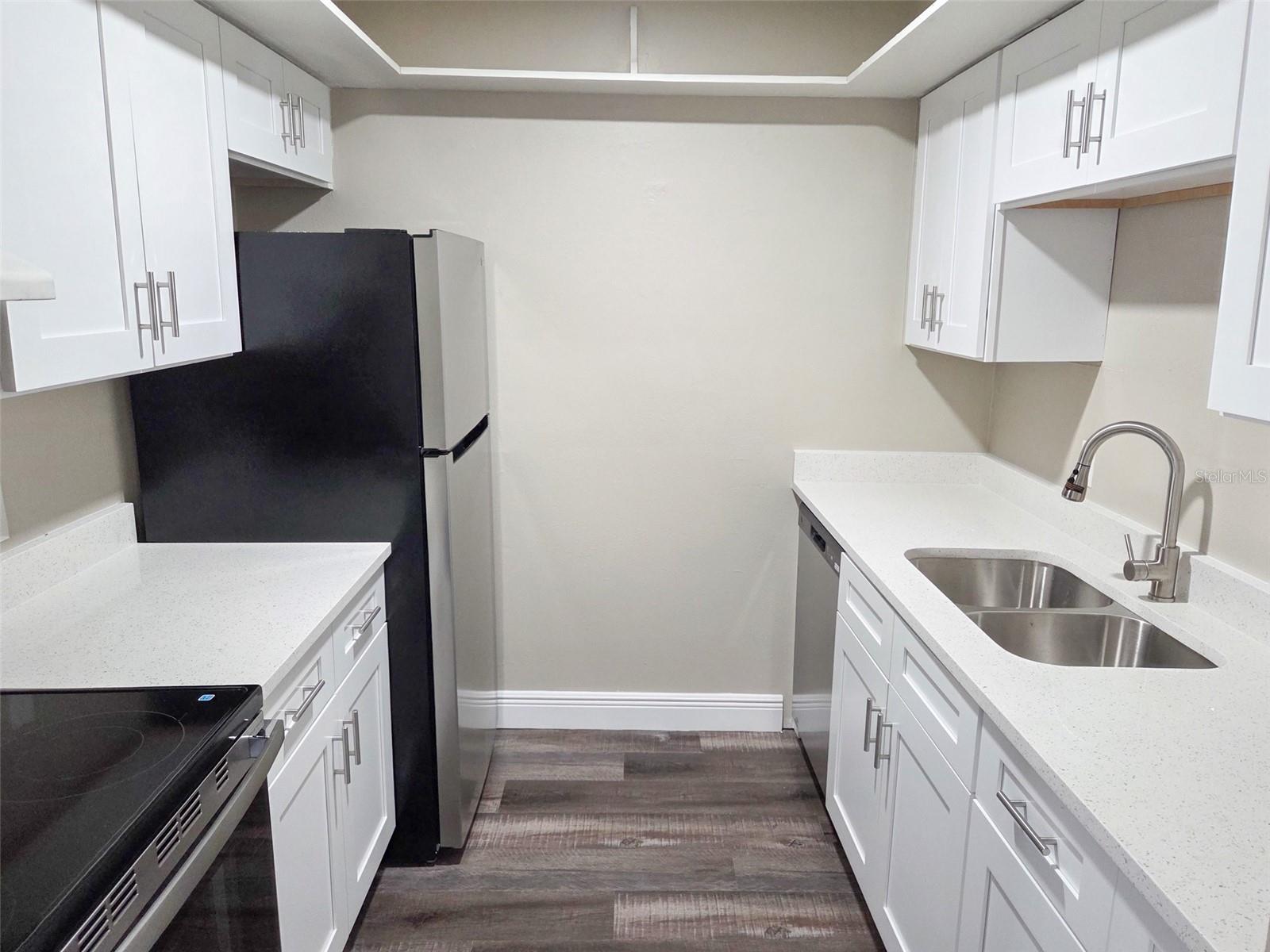 Image 4 of 20 For 9217 Tudor Dr  A106