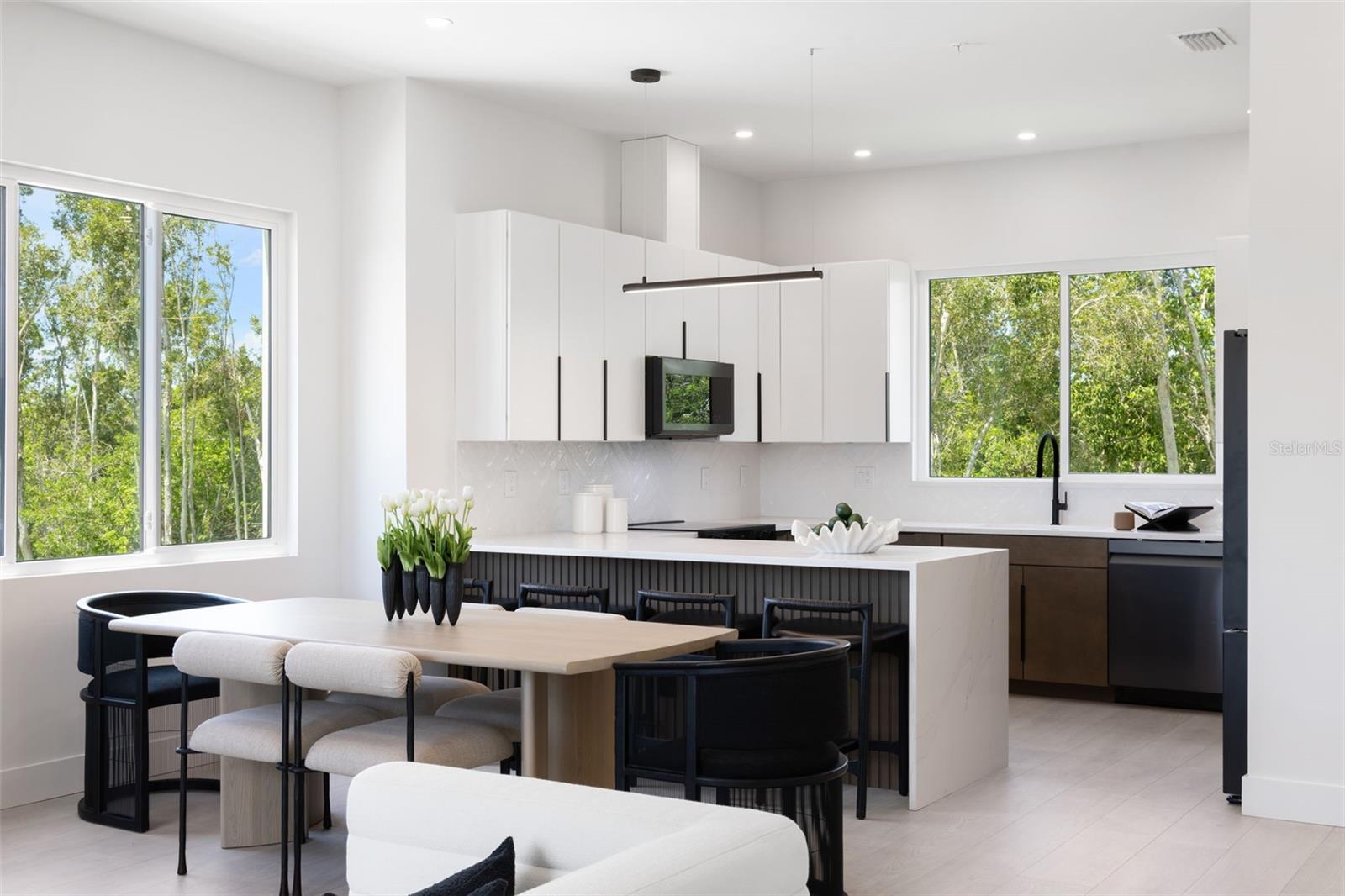 Image 11 of 65 For 10340 2nd Way N