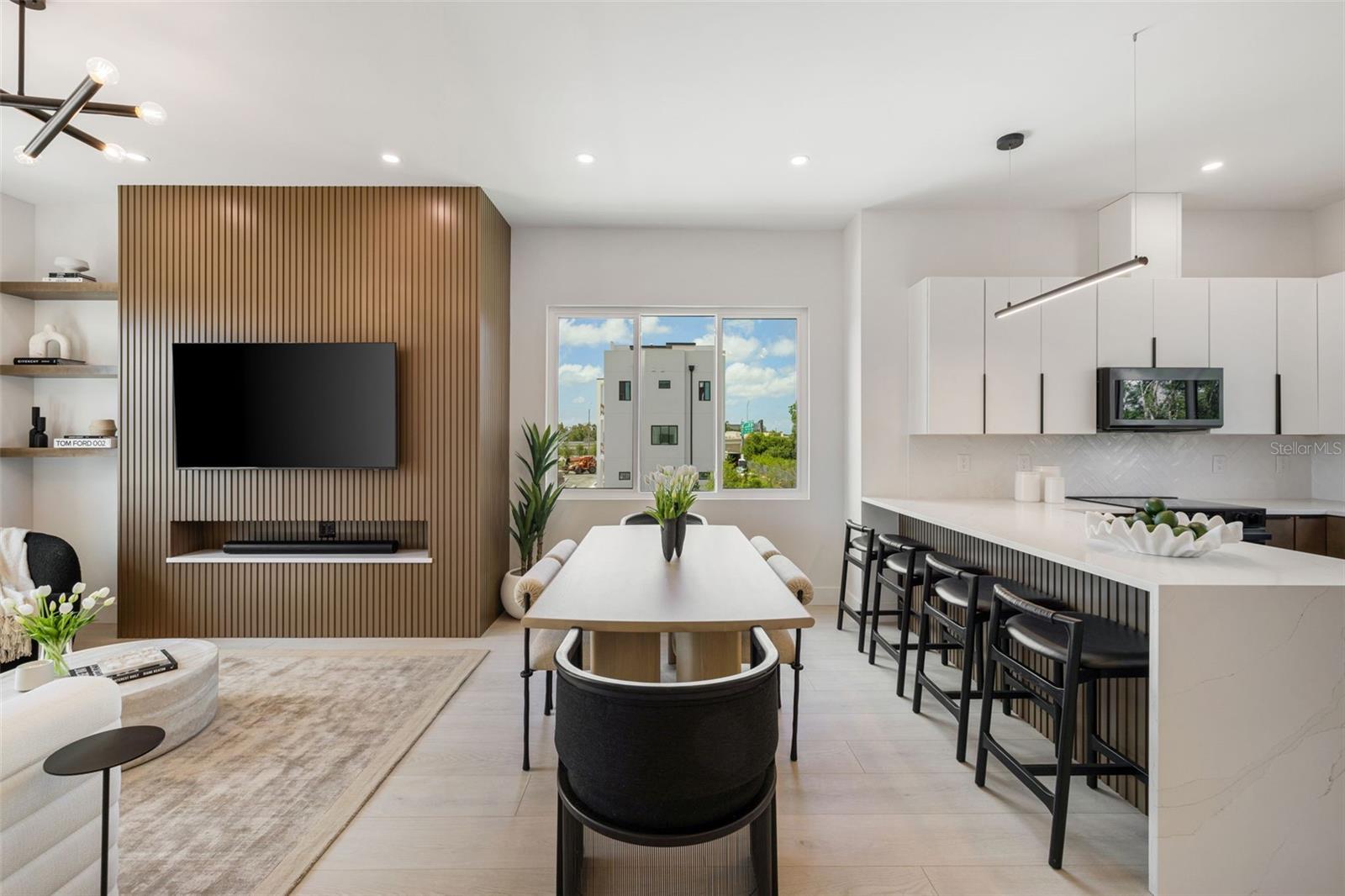 Image 4 of 65 For 10340 2nd Way N