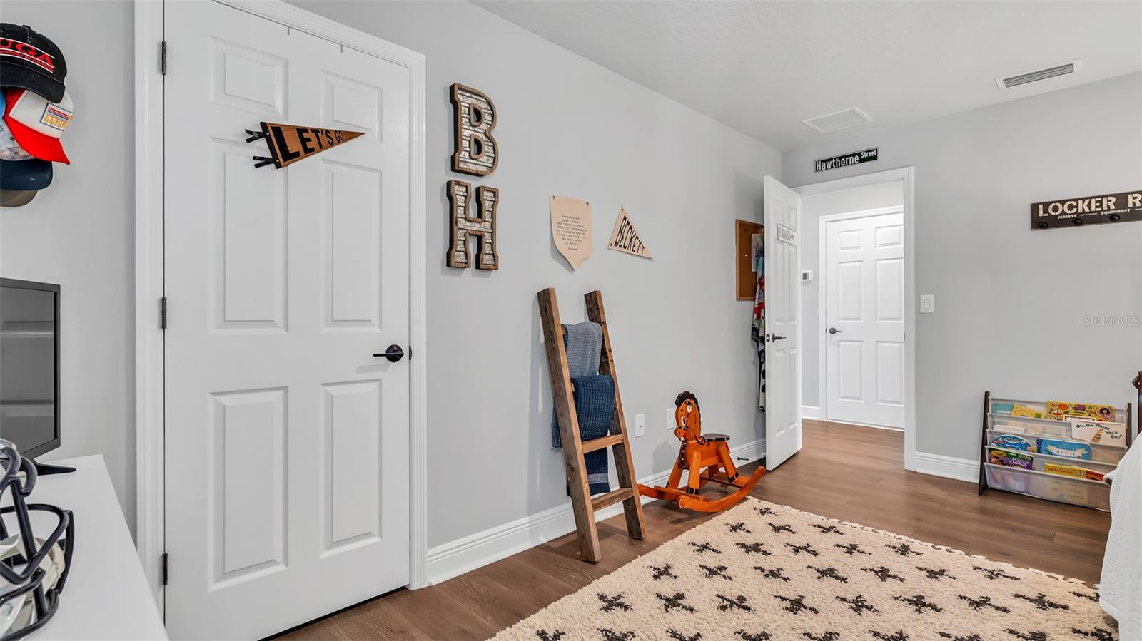Image 32 of 58 For 28809 Orange Berry Drive S