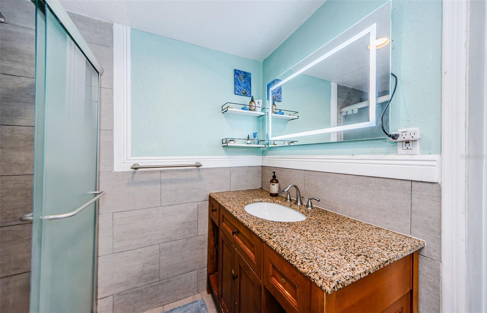 Image 21 of 35 For 6618 11th Street