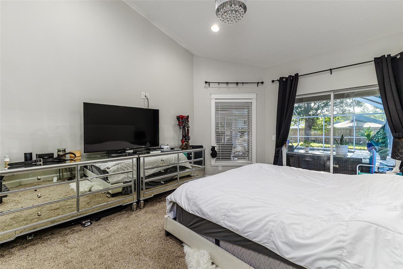 Image 12 of 23 For 447 Bridle Path Way