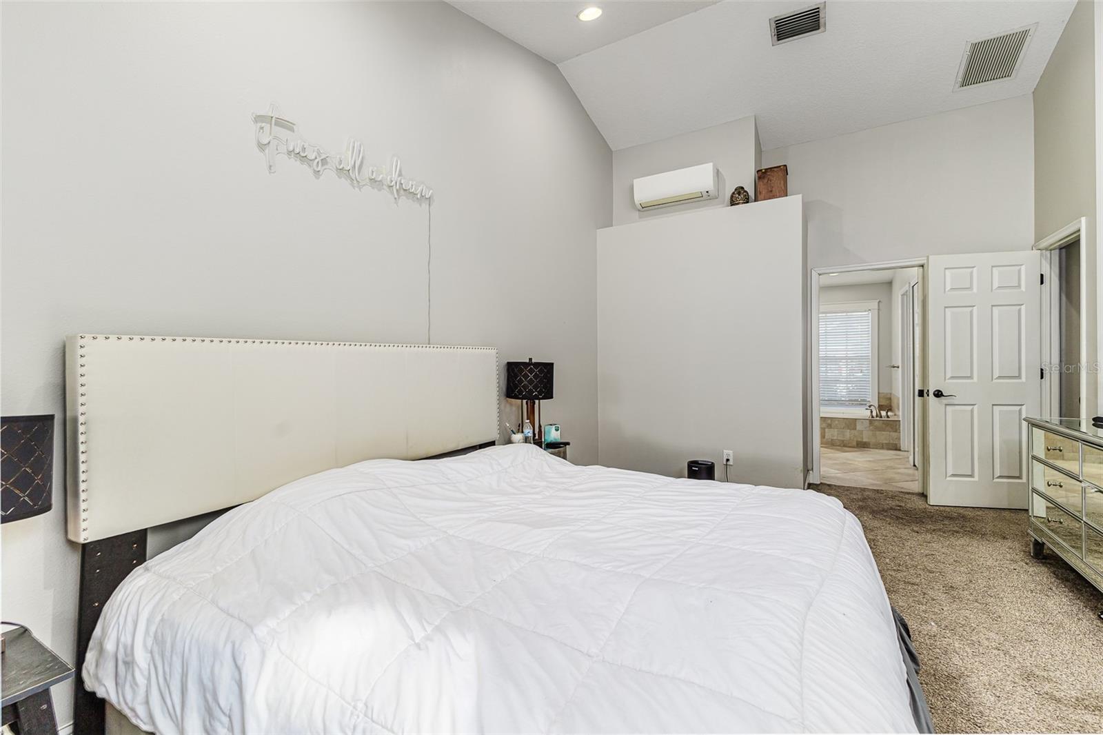 Image 13 of 23 For 447 Bridle Path Way