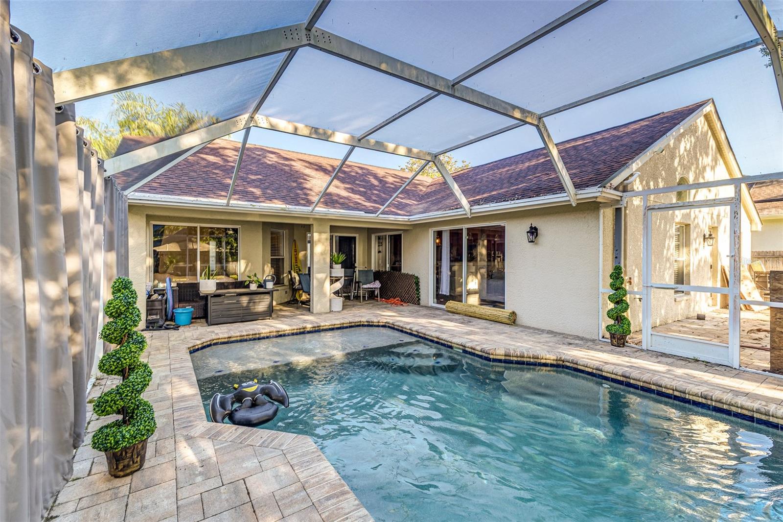 Image 17 of 23 For 447 Bridle Path Way