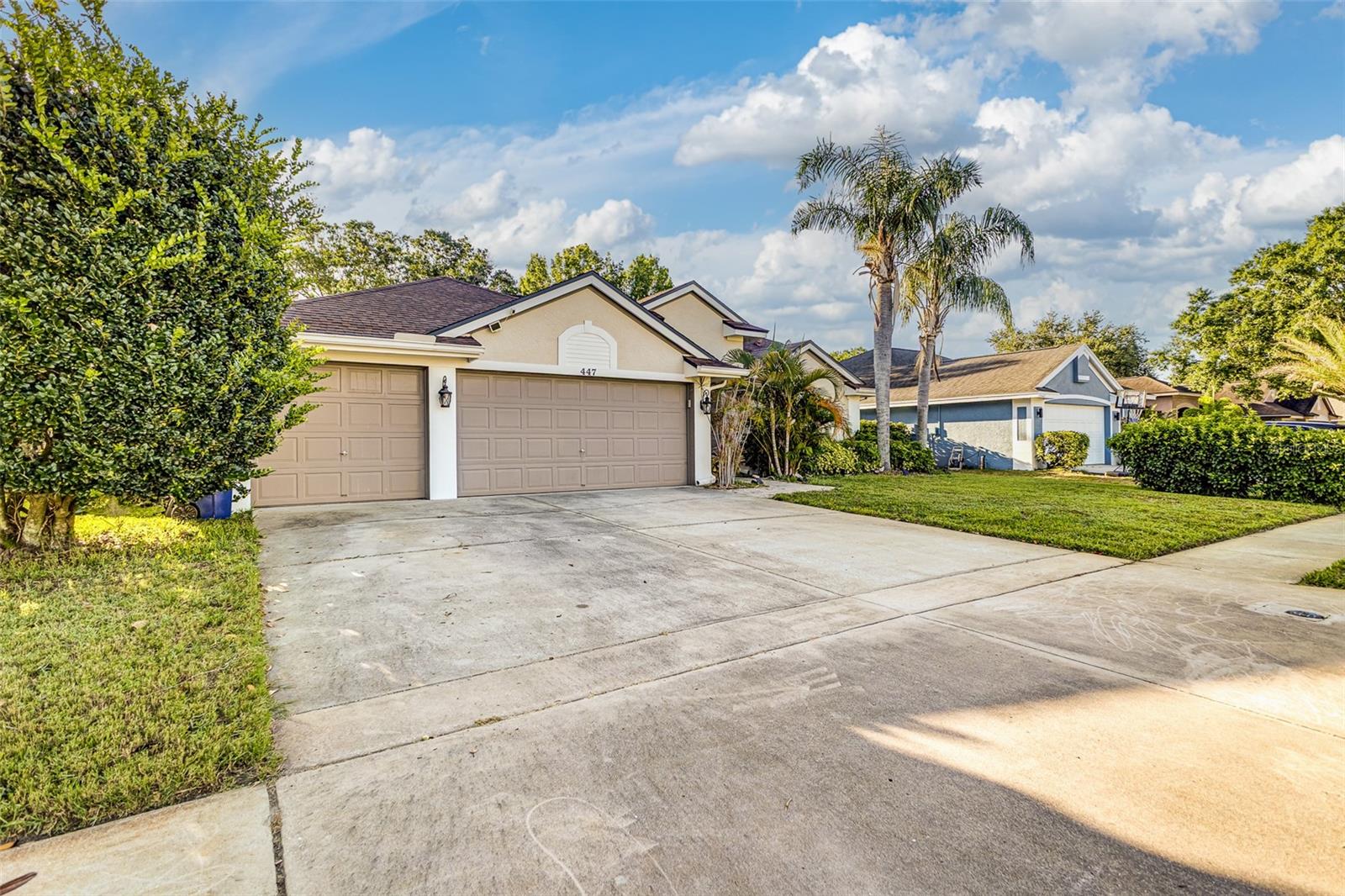 Image 2 of 23 For 447 Bridle Path Way
