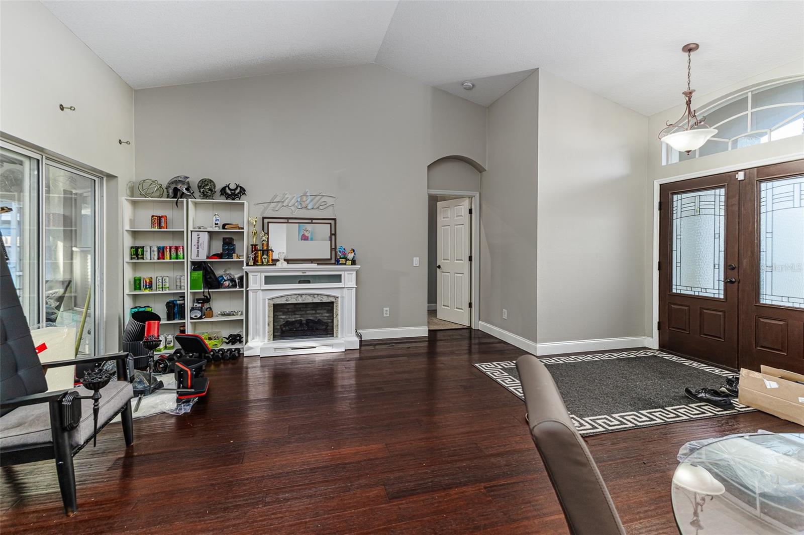 Image 5 of 23 For 447 Bridle Path Way