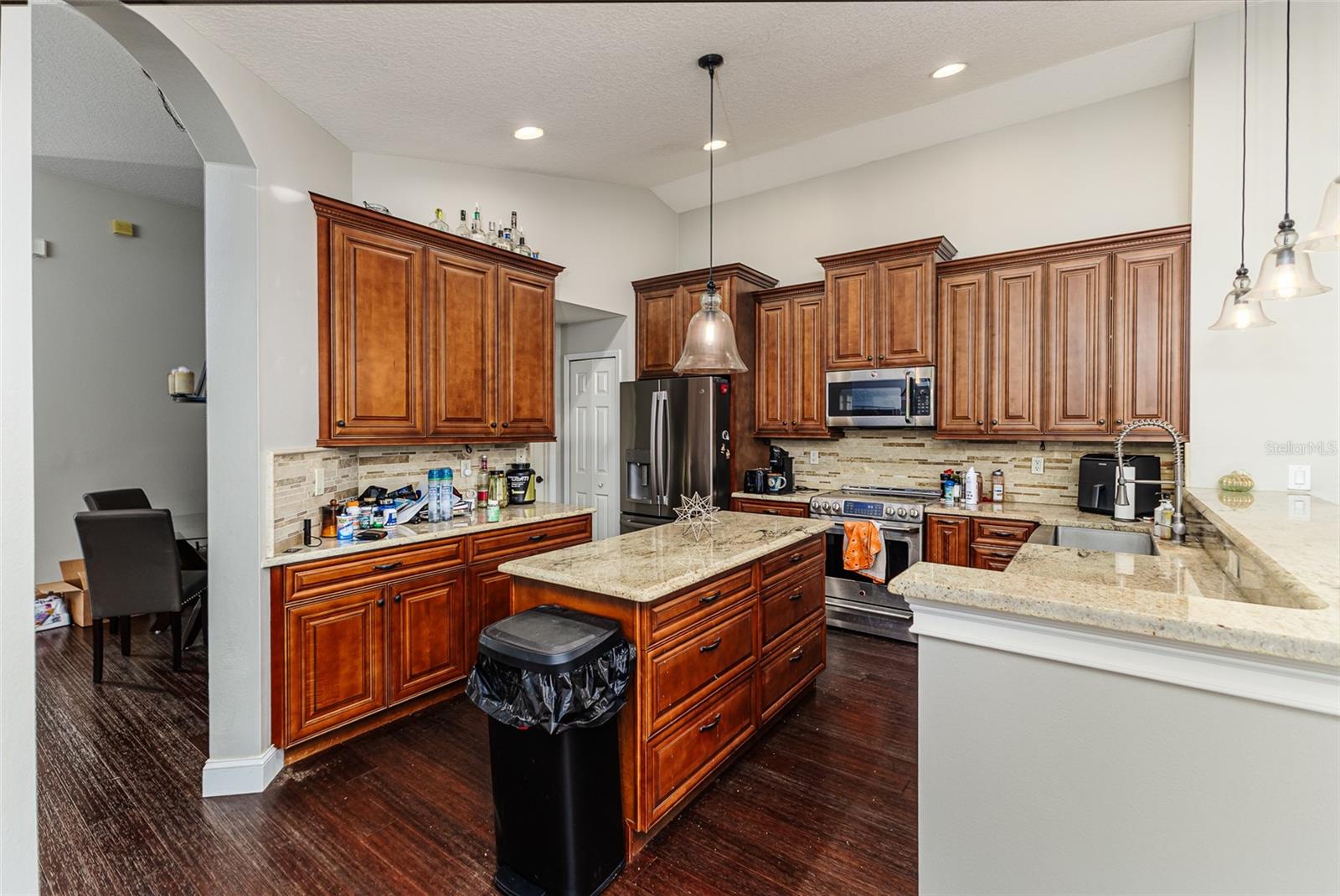 Image 6 of 23 For 447 Bridle Path Way