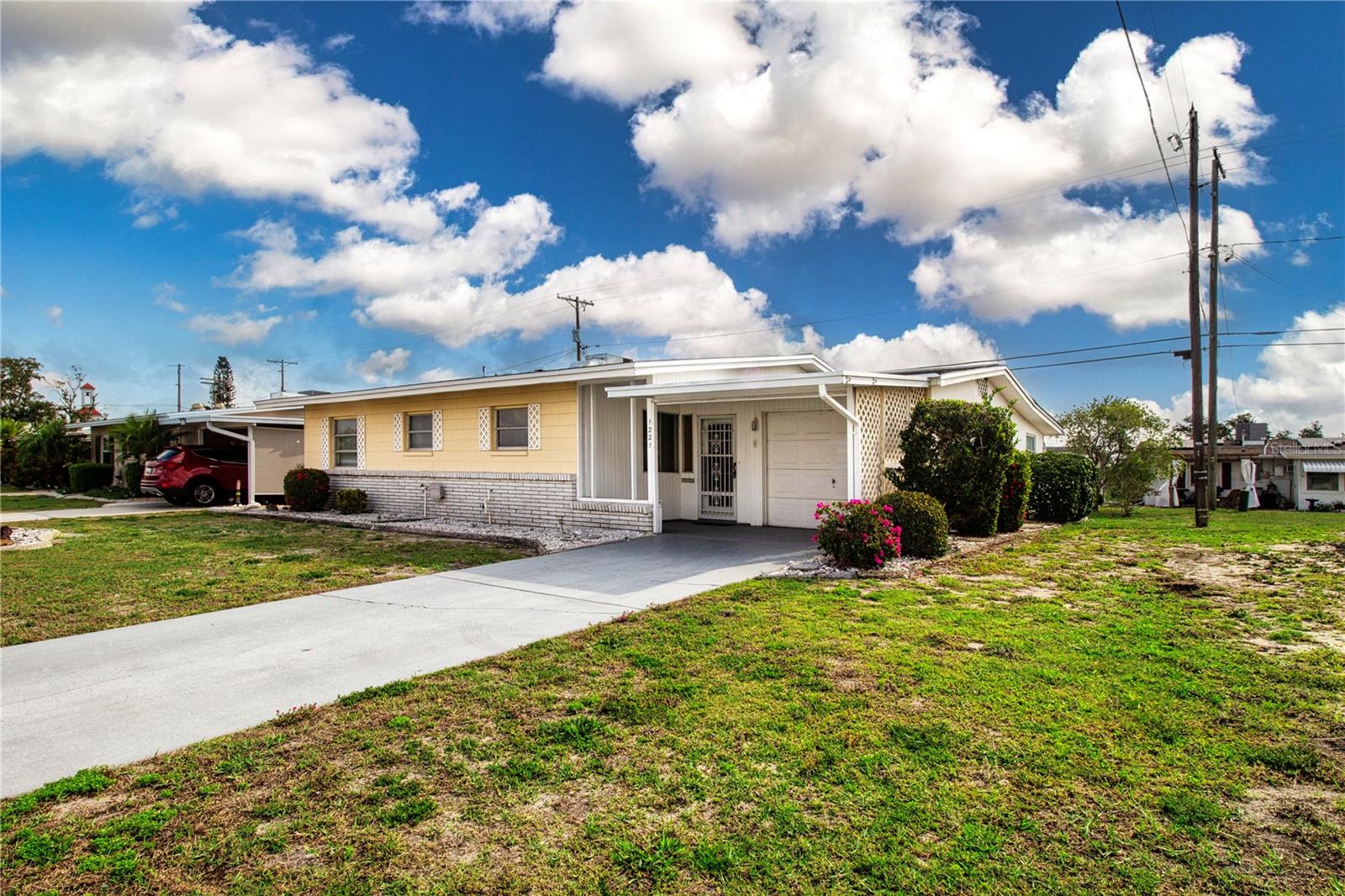 Details for 1221 Chevy Chase Drive, SUN CITY CENTER, FL 33573