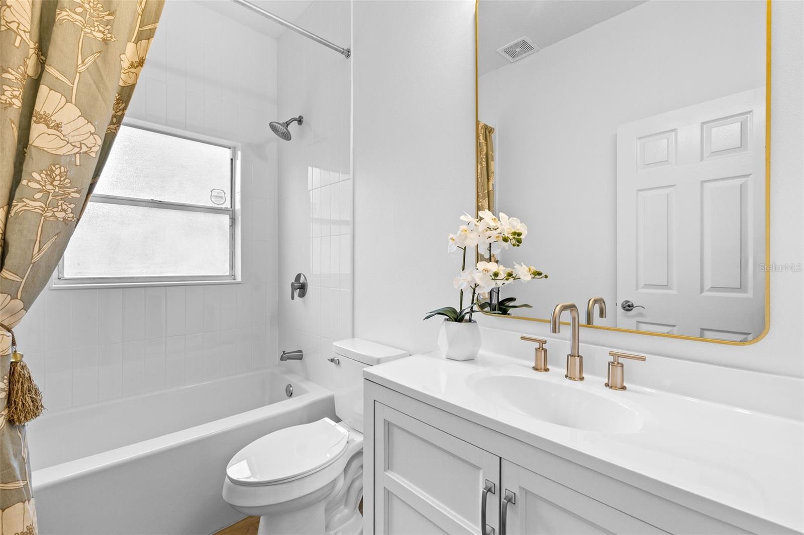 Image 22 of 46 For 7644 Conrad Street