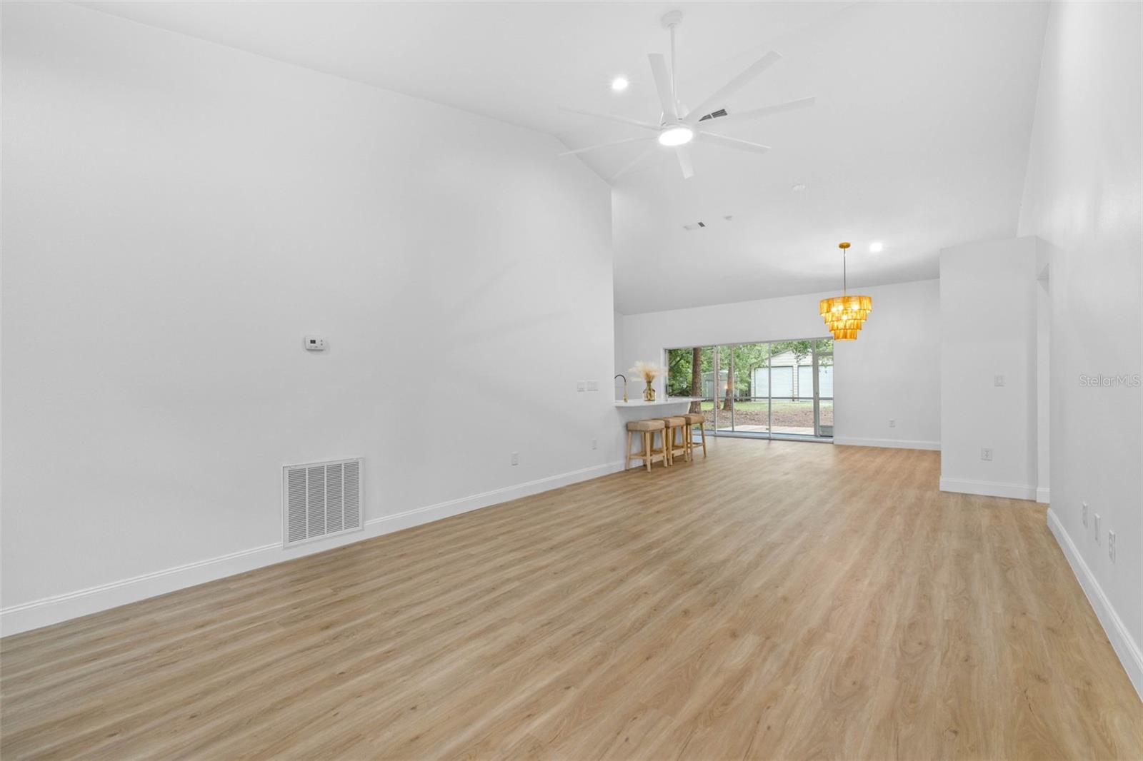 Image 5 of 46 For 7644 Conrad Street