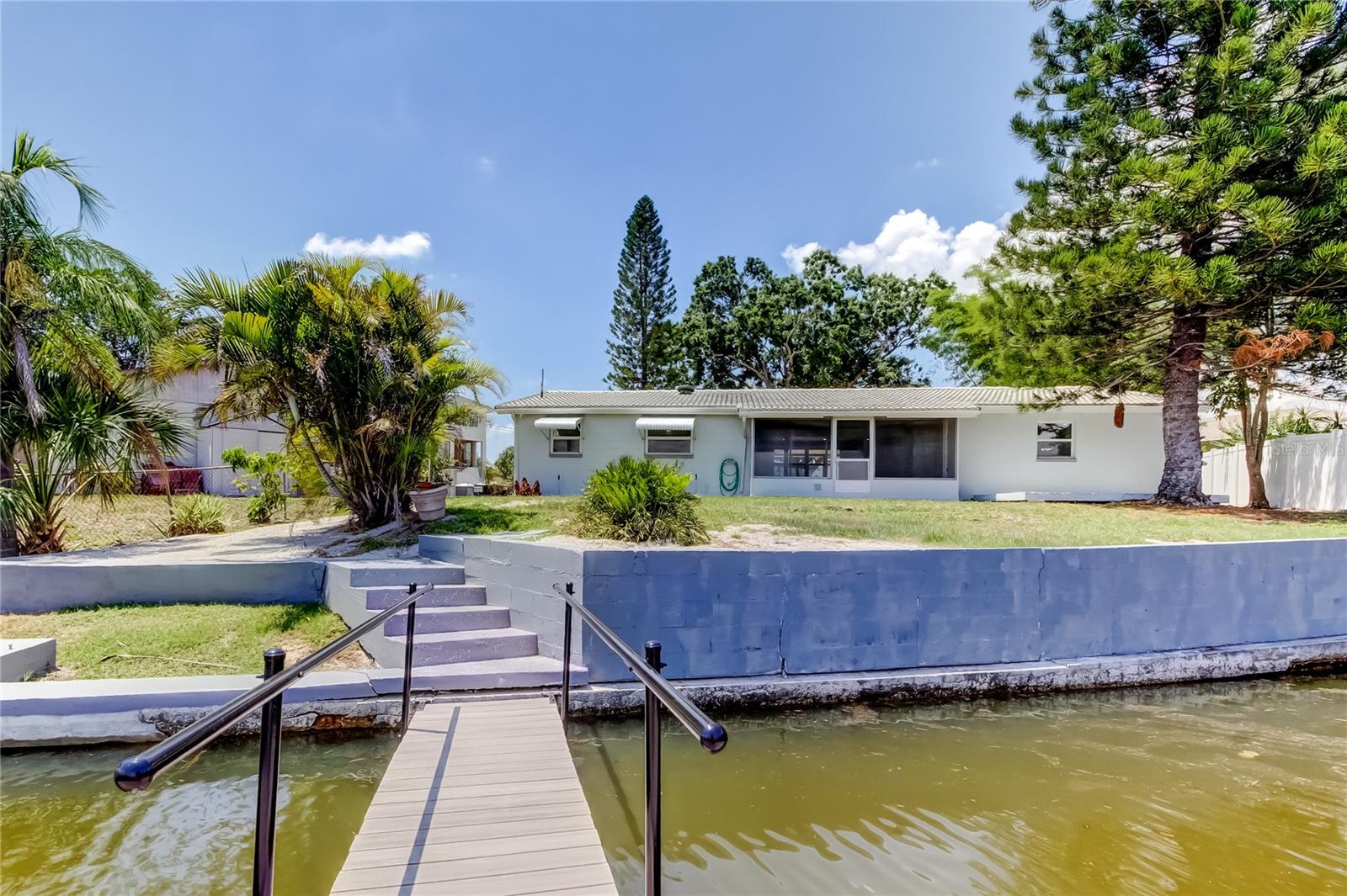 Image 61 of 64 For 10744 Drummond Road