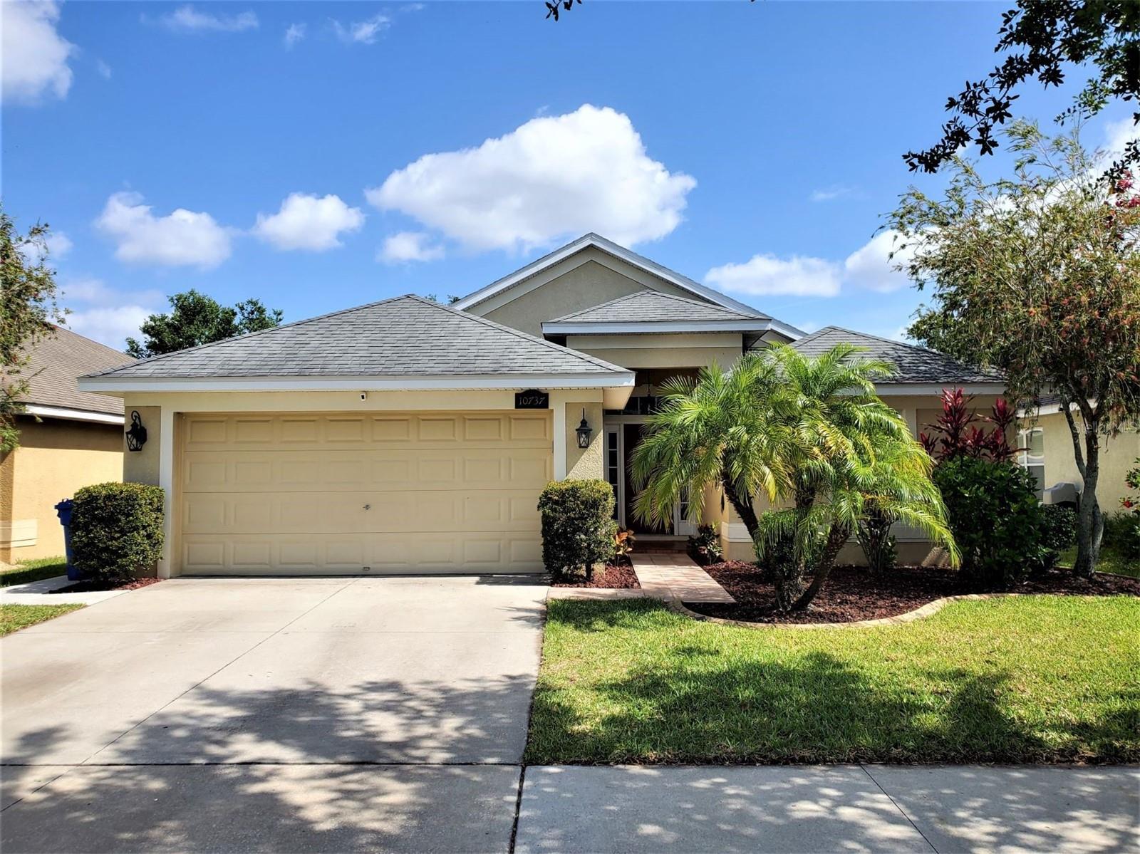 Details for 10737 Standing Stone Drive, WIMAUMA, FL 33598