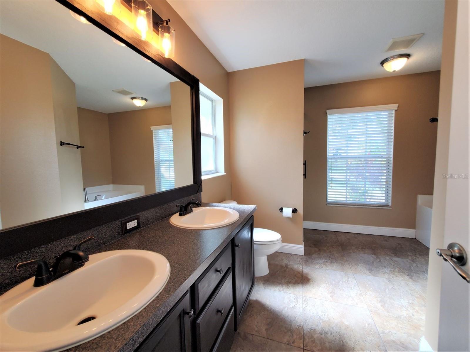 Image 8 of 17 For 10737 Standing Stone Drive