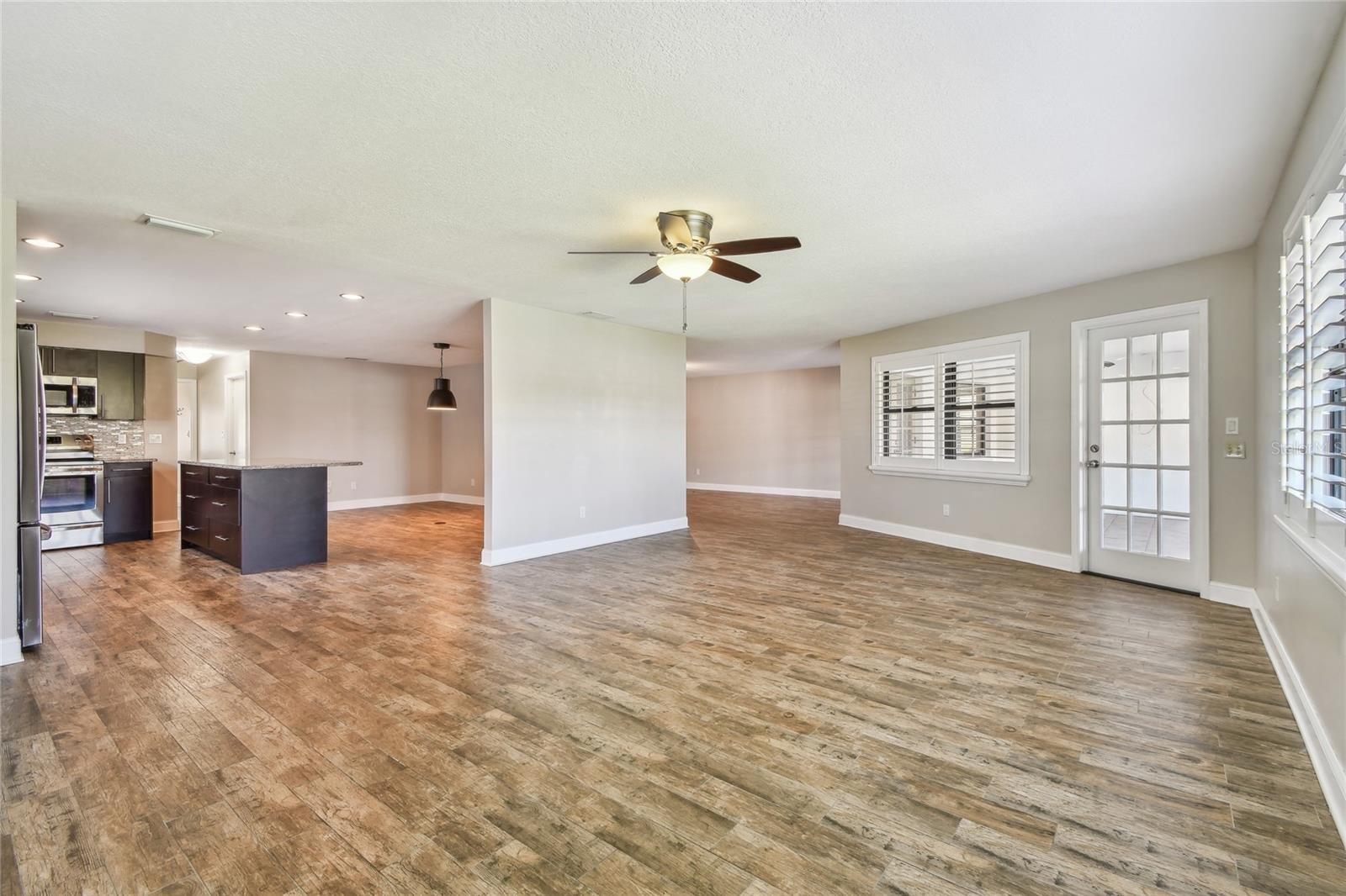 Image 11 of 83 For 1175 San Carlos Avenue Ne
