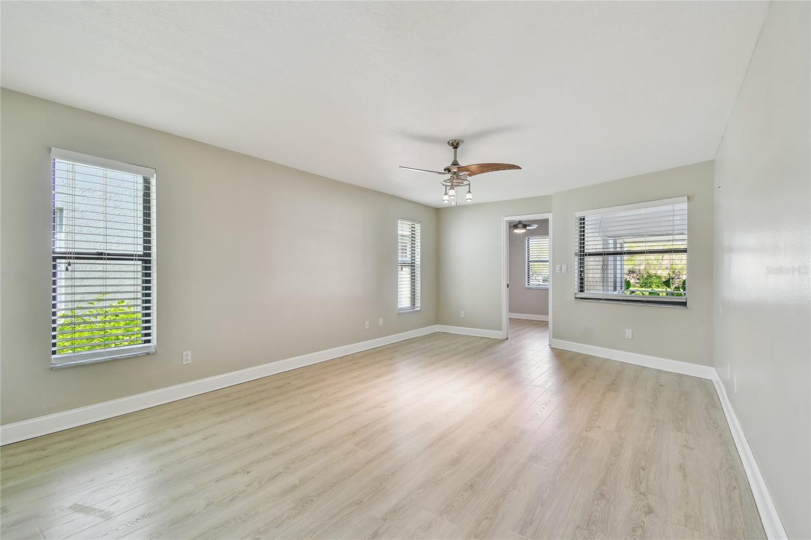 Image 21 of 83 For 1175 San Carlos Avenue Ne