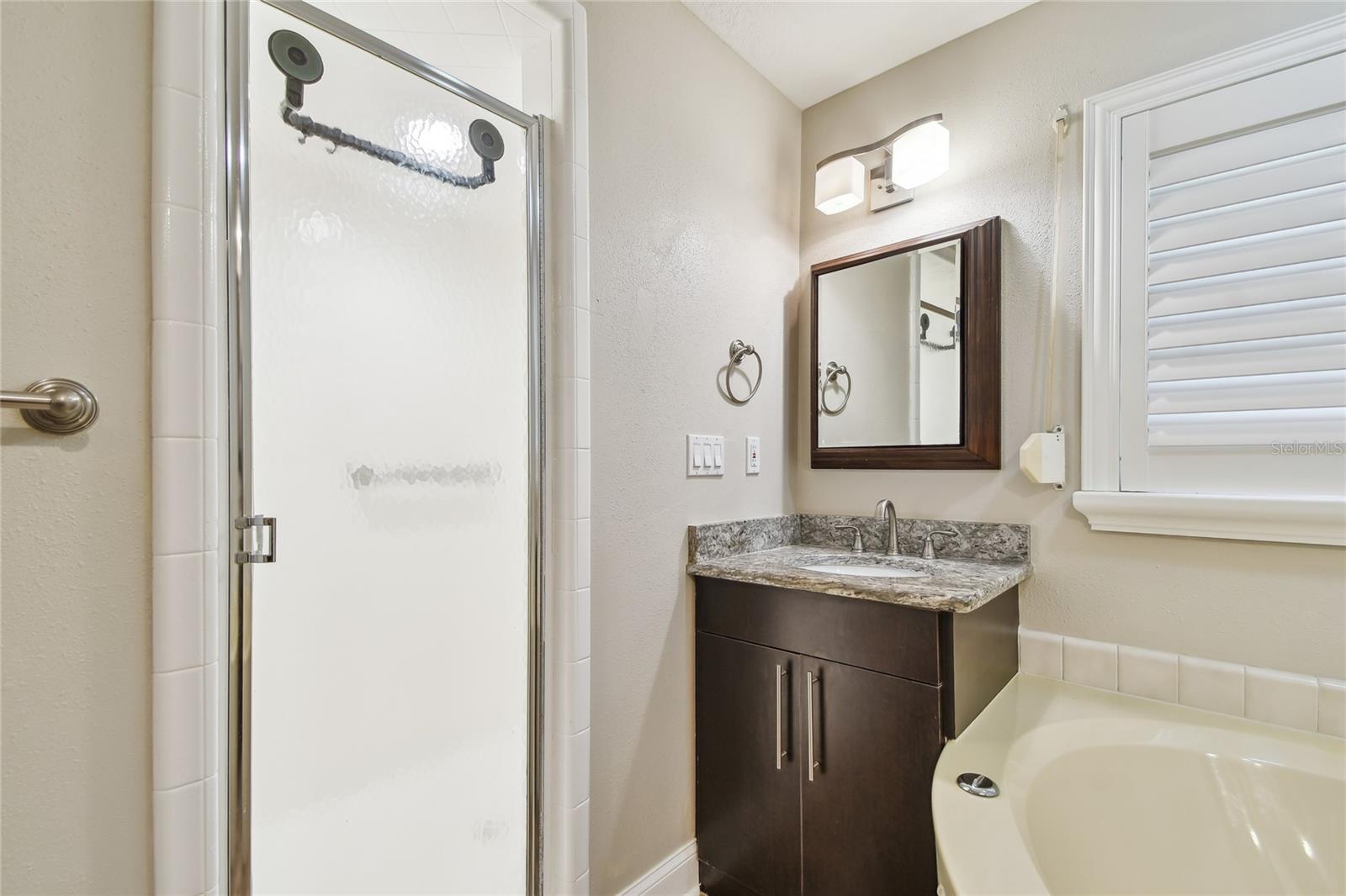 Image 31 of 83 For 1175 San Carlos Avenue Ne
