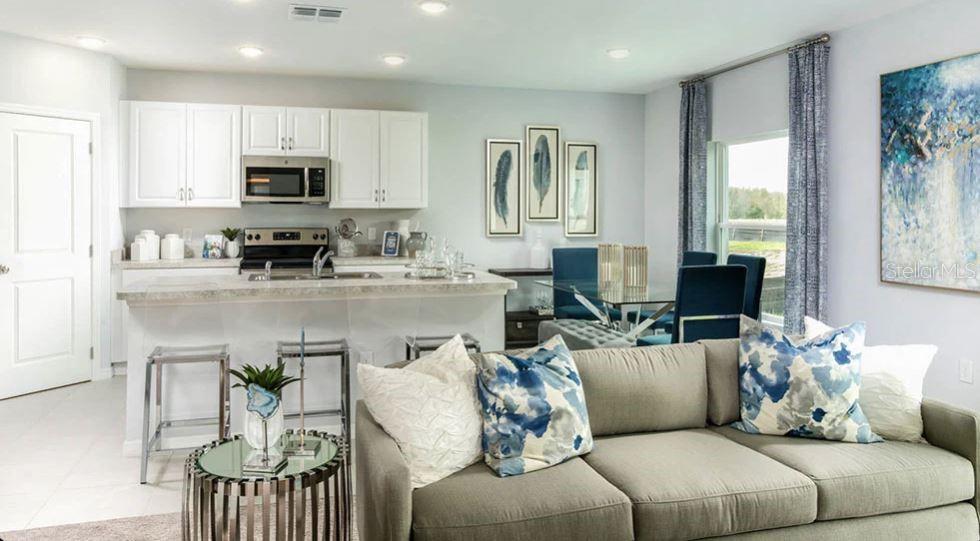 Image 5 of 13 For 13576 Tropical Breeze Way