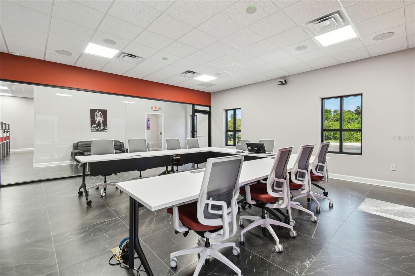 Listing photo id 12 for 13908 Monroes Business Park