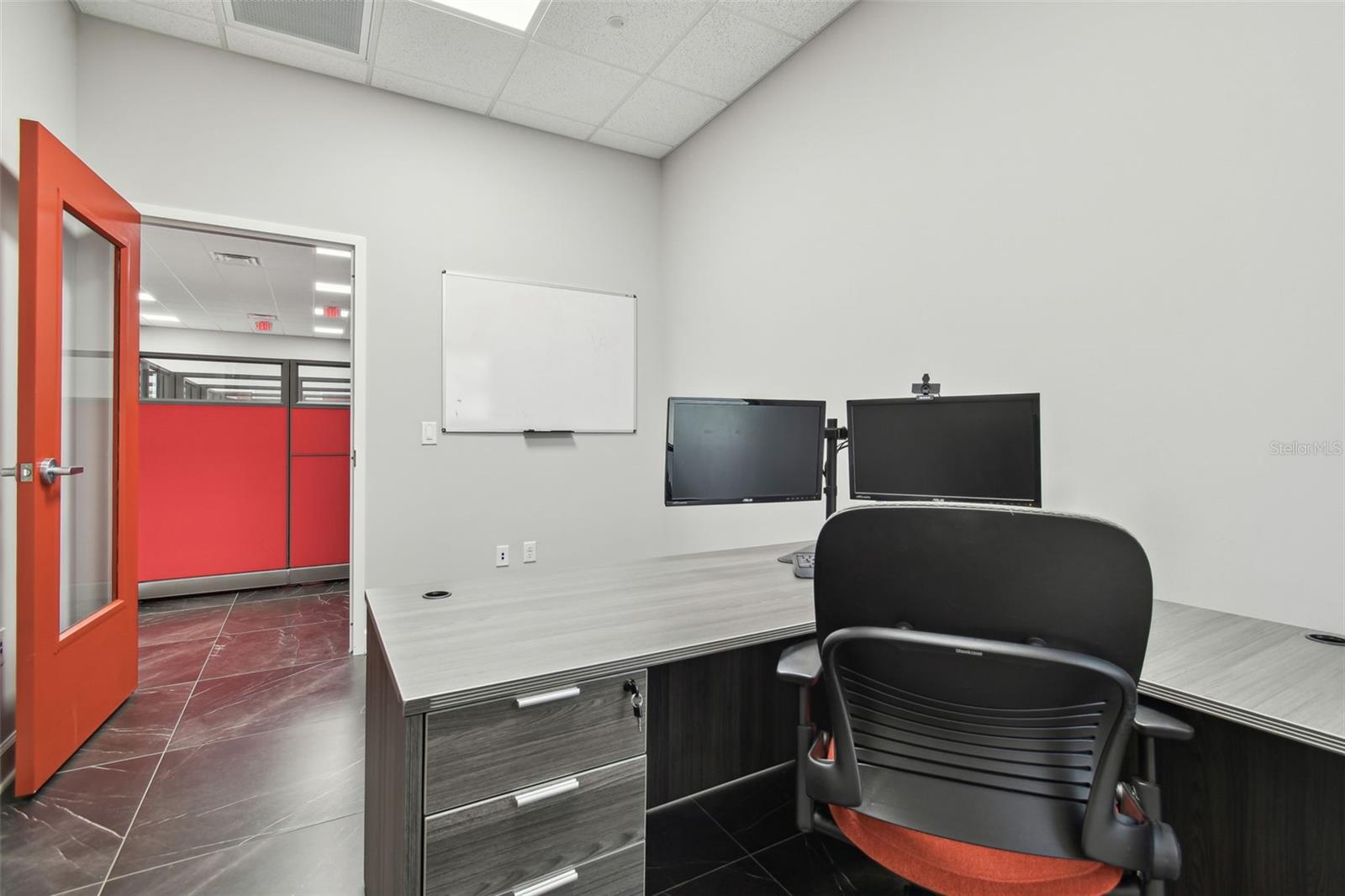 Listing photo id 43 for 13908 Monroes Business Park