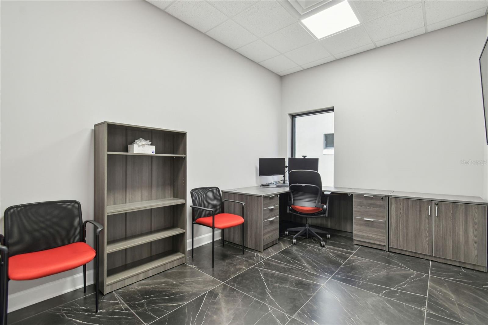 Listing photo id 49 for 13908 Monroes Business Park